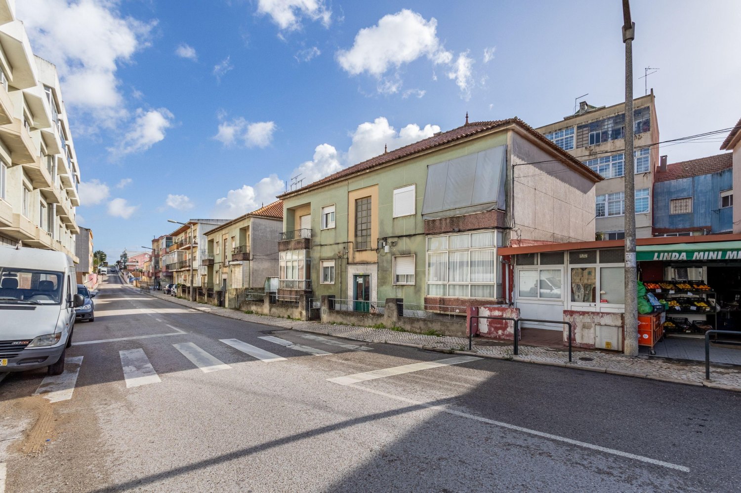 8 bedrooms Building in Loures, Portugal No. 137957