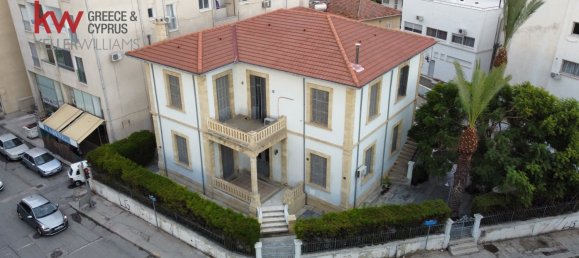 4 dormitorios adosado en venta en Larnaca, Larnaka, Cyprus № 26940 5