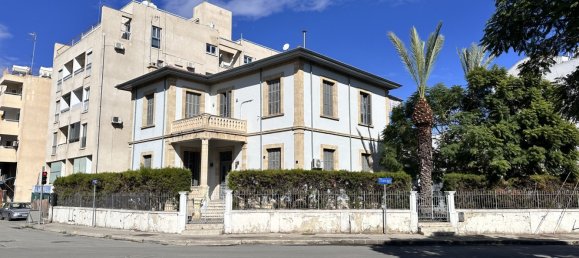4 dormitorios adosado en venta en Larnaca, Larnaka, Cyprus № 26940 2
