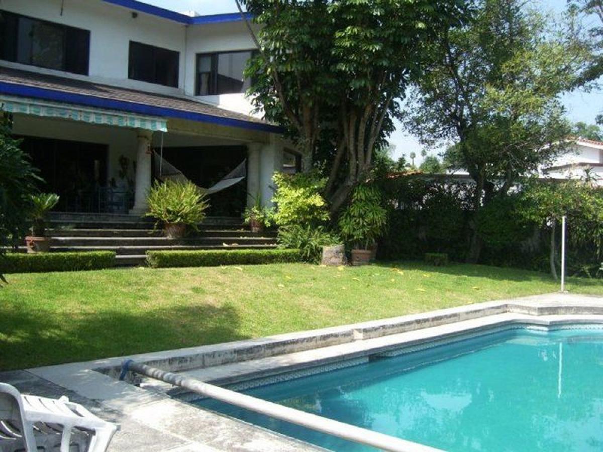 4 bedrooms House in Morelos, Mexico No. 169634