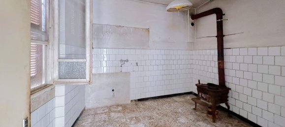 Casa de 5 habitaciónes en Calizzano, Italy No. 74055 15