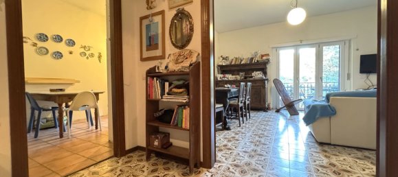 Apartamento de 4 habitaciónes en Corciano, Italy No. 49323 4