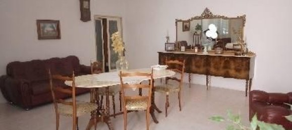 5 rooms Apartment in Trani, Italy No. 166238 10