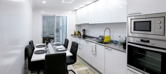 3 bedrooms Apartment in Marbella, Spain No. 148547 5