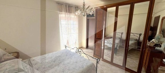 5-Zimmer Doppelhaus in Ponsacco, Italy, Nr. 18269 6