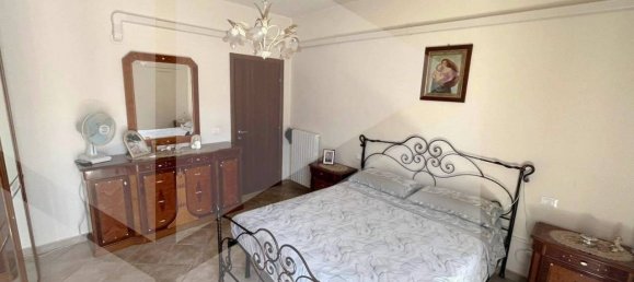 5-Zimmer Doppelhaus in Ponsacco, Italy, Nr. 18269 7