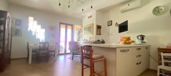 Вилла с 5 комнатами в Монтальто Уффуго, Италия № 128434 29