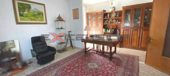 Casa de 3 dormitorios en Crespino, Italy No. 120615 9