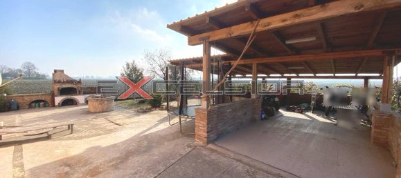 Casa de 3 dormitorios en Crespino, Italy No. 120615 11