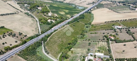 قطعة أرض في Giulianova, Italy رقم 311938 10