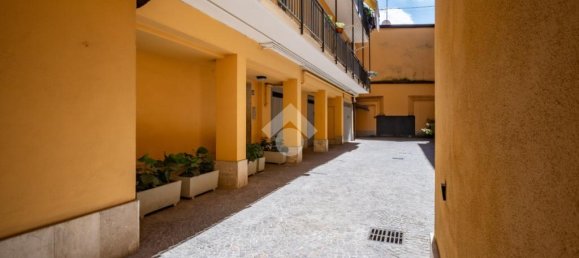 2 Schlafzimmer Wohnung in Galbiate, Italy, Nr. 315646 11