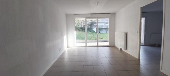 Apartamento de 1 dormitorio en Cenon, France No. 114353 8