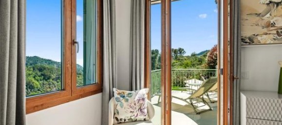 5 bedrooms House in Dolceacqua, Italy No. 381105 8