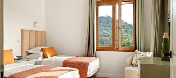 5 bedrooms House in Dolceacqua, Italy No. 381105 16