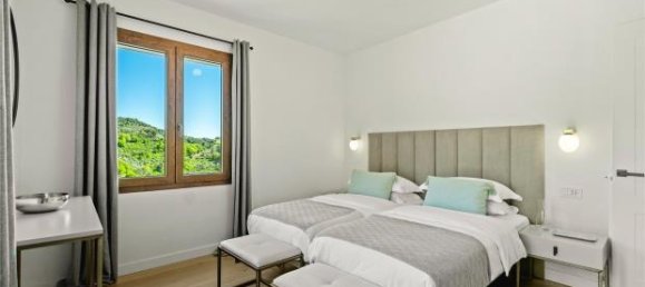 5 bedrooms House in Dolceacqua, Italy No. 381105 10