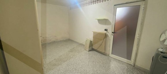 Коммерческая недвижимость 72м² в Бари, Италия № 18292 7