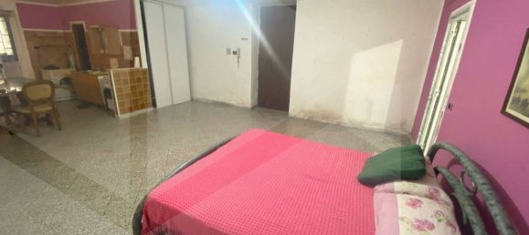 Коммерческая недвижимость 72м² в Бари, Италия № 18292 3