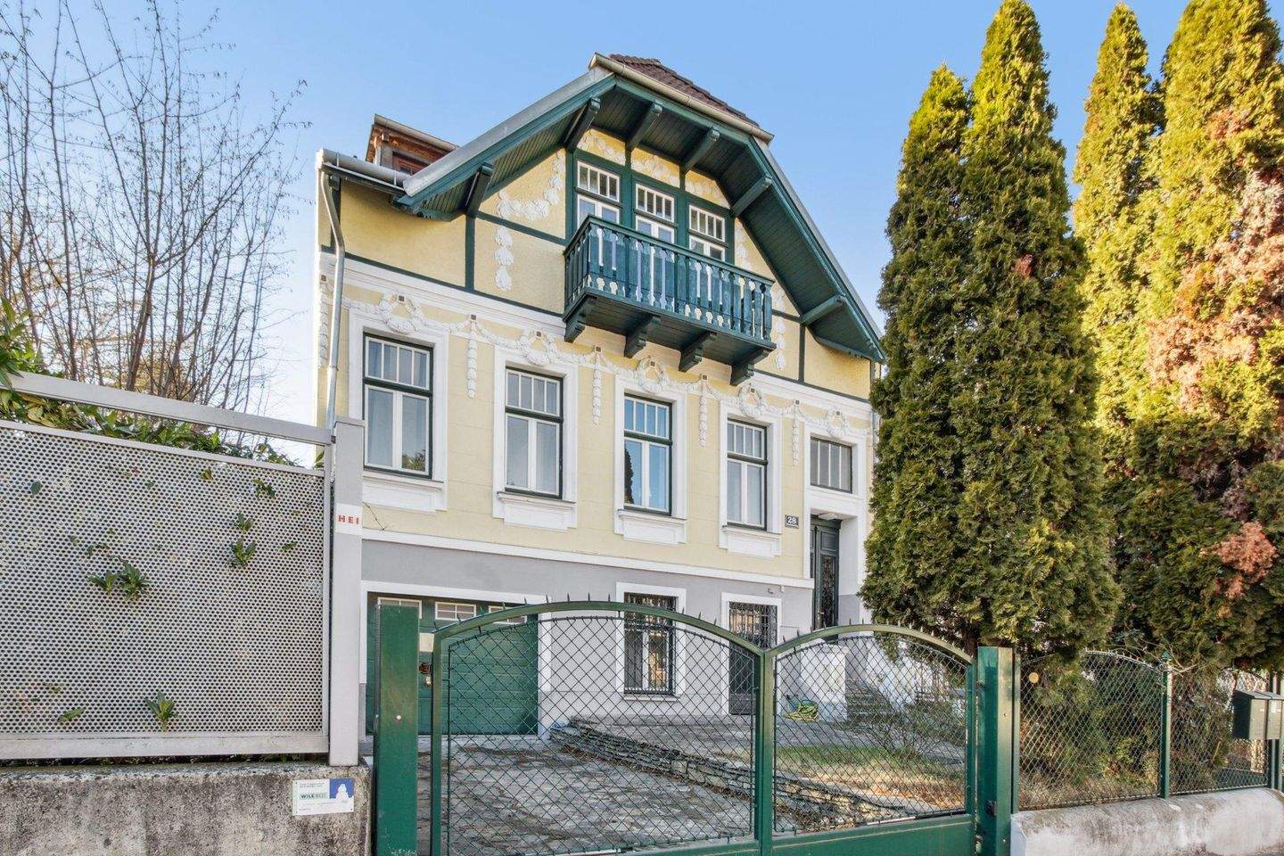 6 rooms Apartment in Liesing, Austria No. 146118