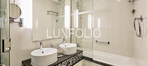 Квартира с 3 спальнями в Даунтаун Дубай (Даунтаун Бурдж Дубай), ОАЭ № 100900 16