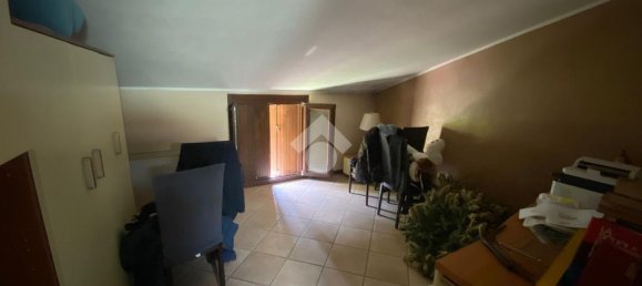 4 Schlafzimmer Wohnung in Capriolo, Italy, Nr. 268792 25