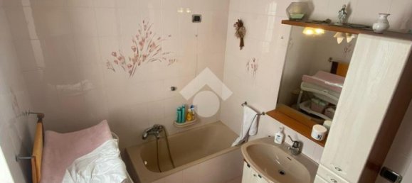 4 Schlafzimmer Wohnung in Capriolo, Italy, Nr. 268792 17