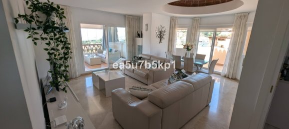 Ático de 3 dormitorios en Mijas, Spain No. 186932 2