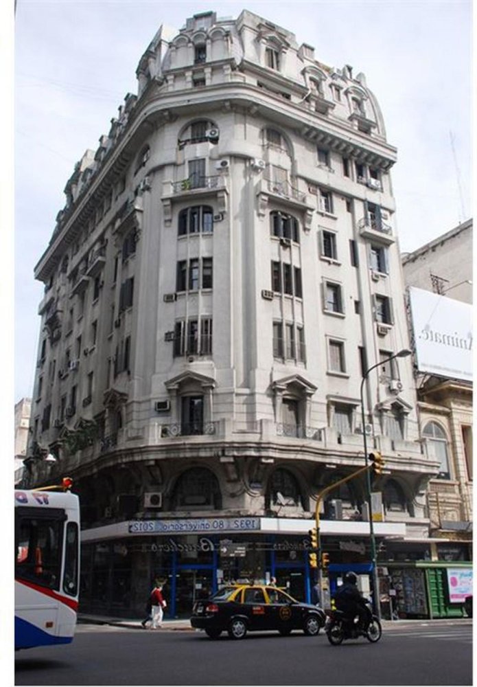 85m² Office in Buenos Aires, Argentina No. 104251