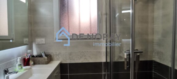 4 chambres Maison à Nazelles-Négron, France No. 53308 6