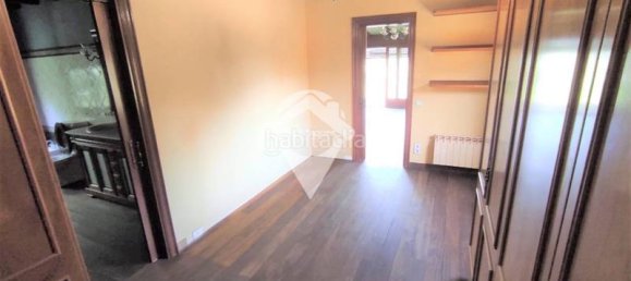 9 chambres Maison à Palau-Solita I Plegamans, Spain No. 80369 24