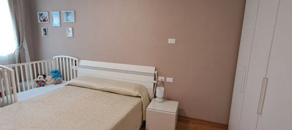 Apartamento de 3 dormitorios en Ravenna, Italy No. 380761 13