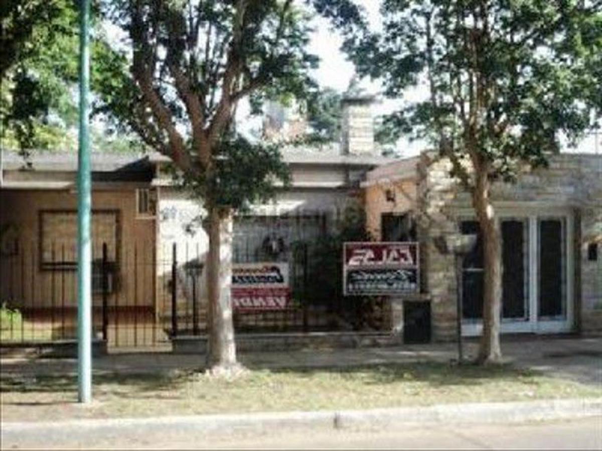 3 bedrooms House in Merlo, Argentina No. 64611