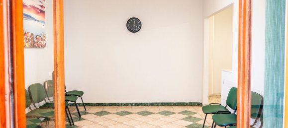 Apartamento de 4 dormitorios en Portici, Italy No. 381712 13