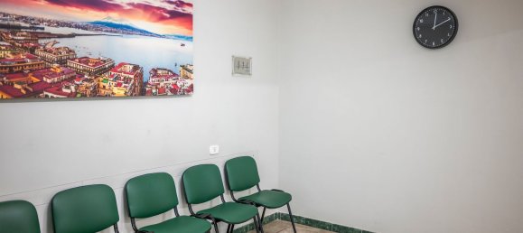 Apartamento de 4 dormitorios en Portici, Italy No. 381712 9