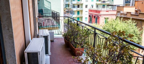 Apartamento de 4 dormitorios en Portici, Italy No. 381712 28