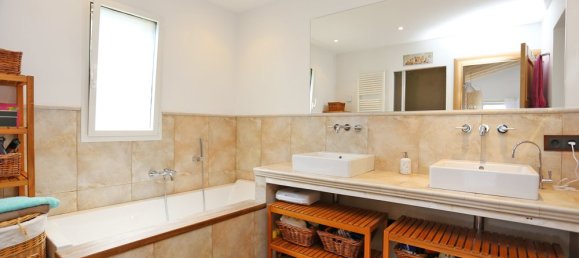 3 bedrooms Villa in Santa Ponsa, Spain No. 14776 11