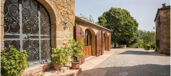 8 bedrooms House in Montepulciano, Italy No. 56058 20