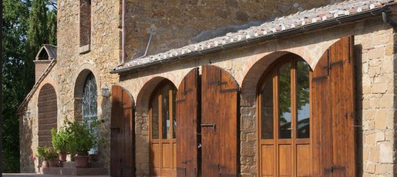 8 bedrooms House in Montepulciano, Italy No. 56058 4