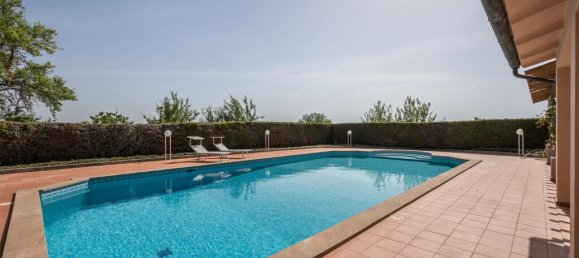 8 bedrooms House in Montepulciano, Italy No. 56058 12