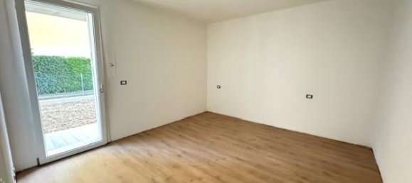 4 rooms Apartment in Limena, Italy No. 155476 14