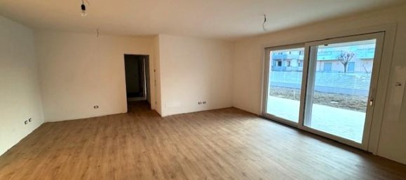 4 rooms Apartment in Limena, Italy No. 155476 2