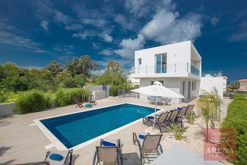 4 bedrooms Villa in Protaras, Cyprus No. 20226