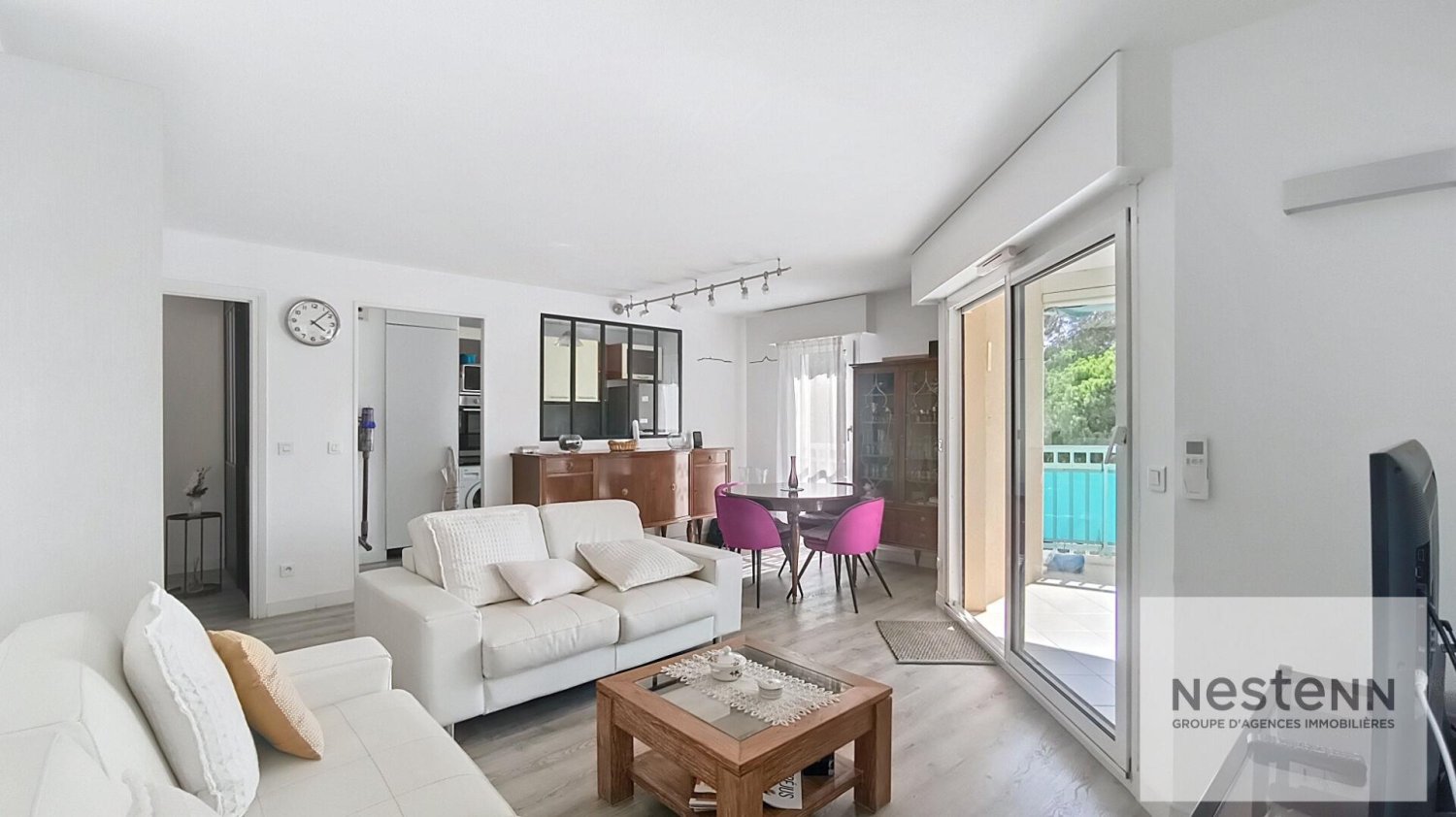 2غرفة شقة في Frejus, France رقم 353223