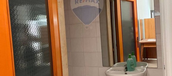 Bureau à Trani, Italy 36m² No. 360063 6