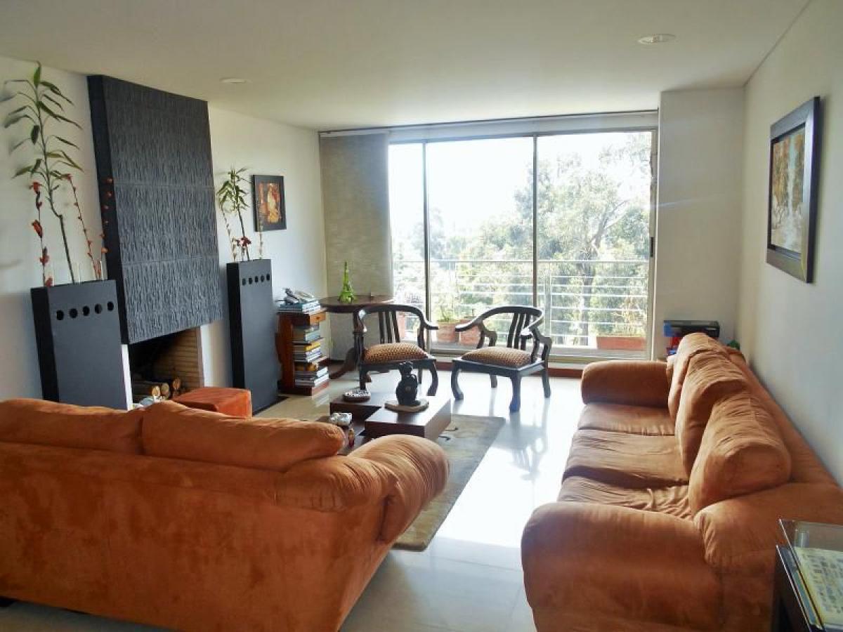 4 bedrooms House in Bogota, Colombia No. 14684