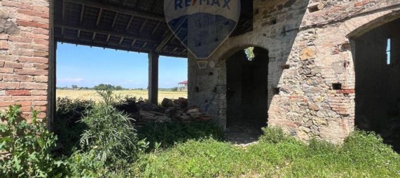 30 rooms House in Collecchio, Italy No. 19676 7