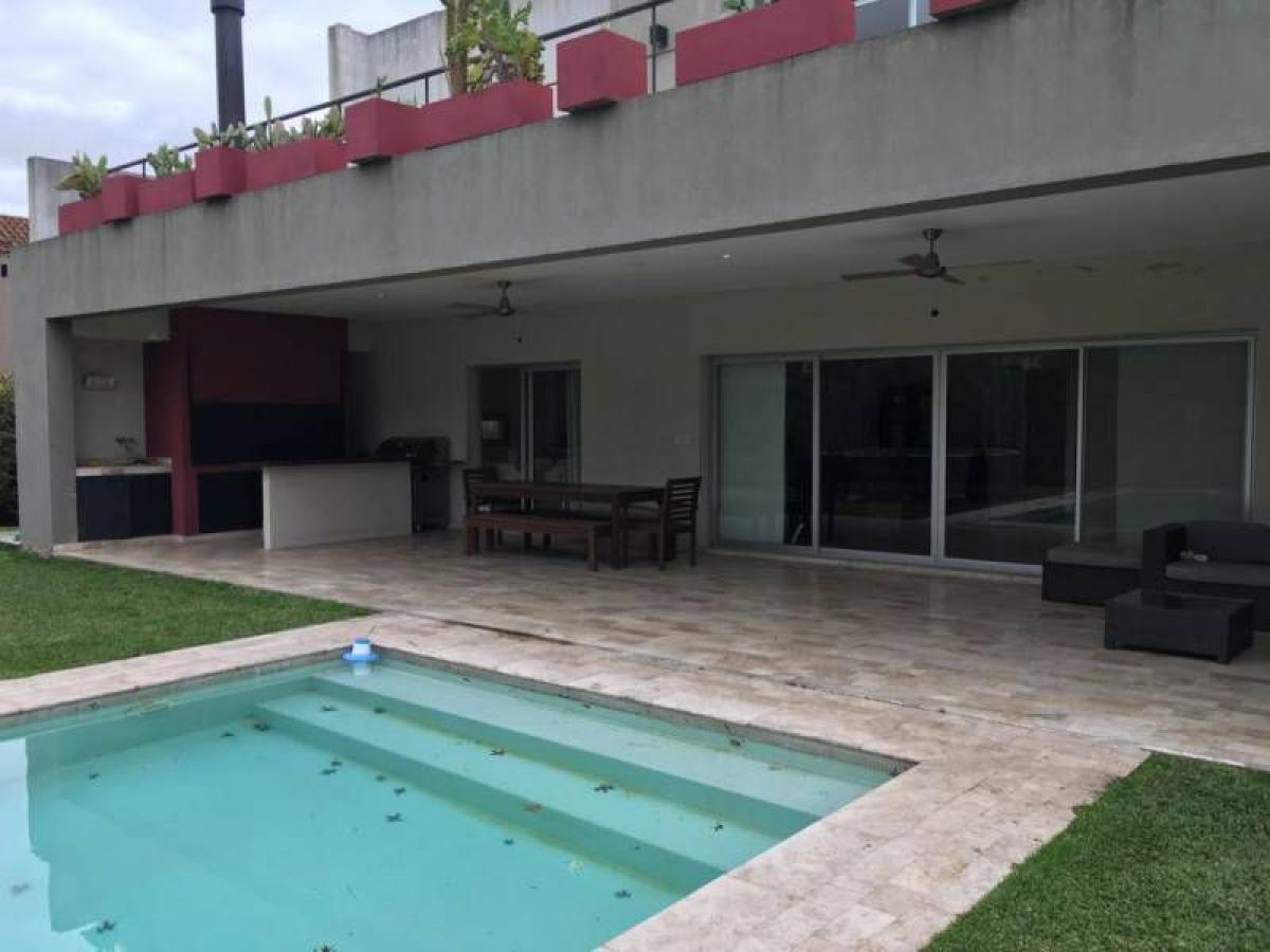 5 bedrooms House in Pilar, Argentina No. 21396