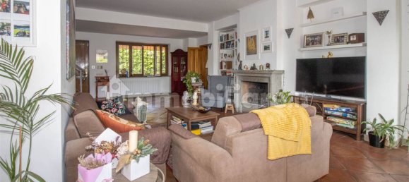 Вилла с 5 спальнями в Риньяно Фламинио, Италия № 371261 30