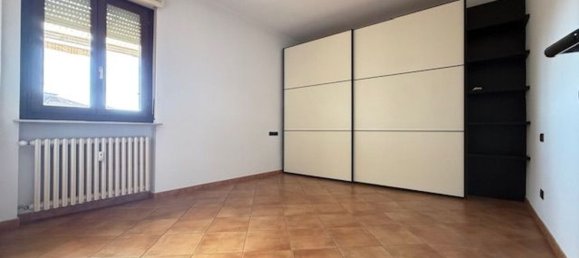 3-salle Penthouse à Alessandria, Italy No. 265128 14