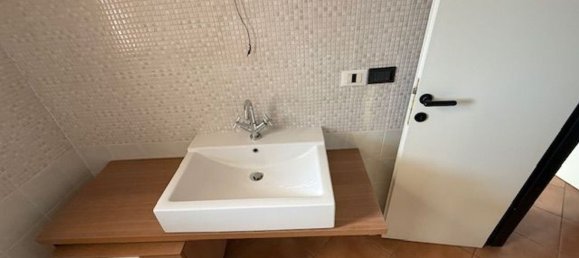 3-salle Penthouse à Alessandria, Italy No. 265128 18