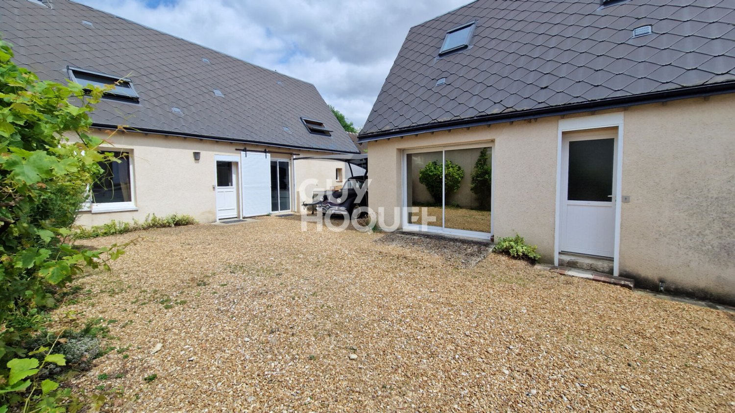 Casa de 4 dormitorios en Ver-les-Chartres, France No. 262815